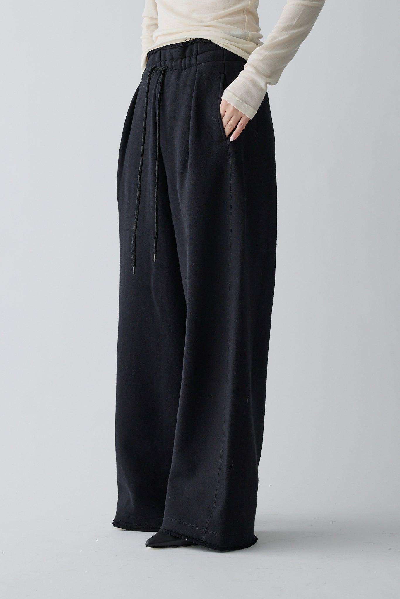 Vega sweat pants_black