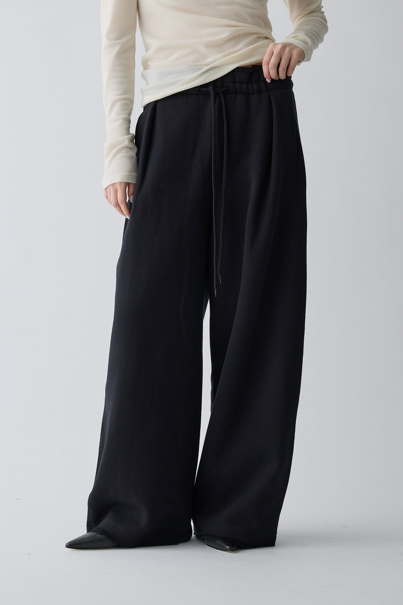 Vega sweat pants_black