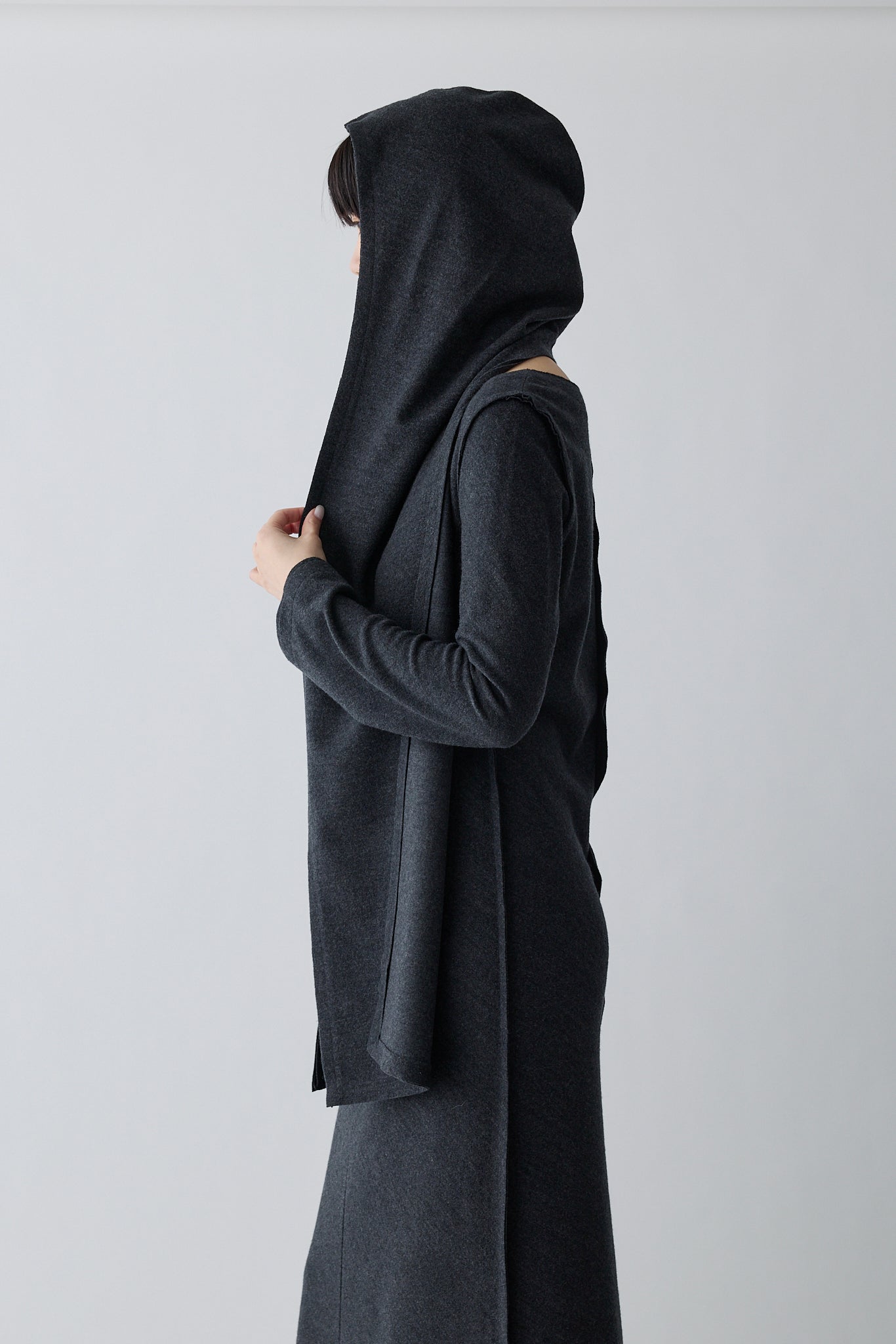 Lupi wool hooded scarf_gray