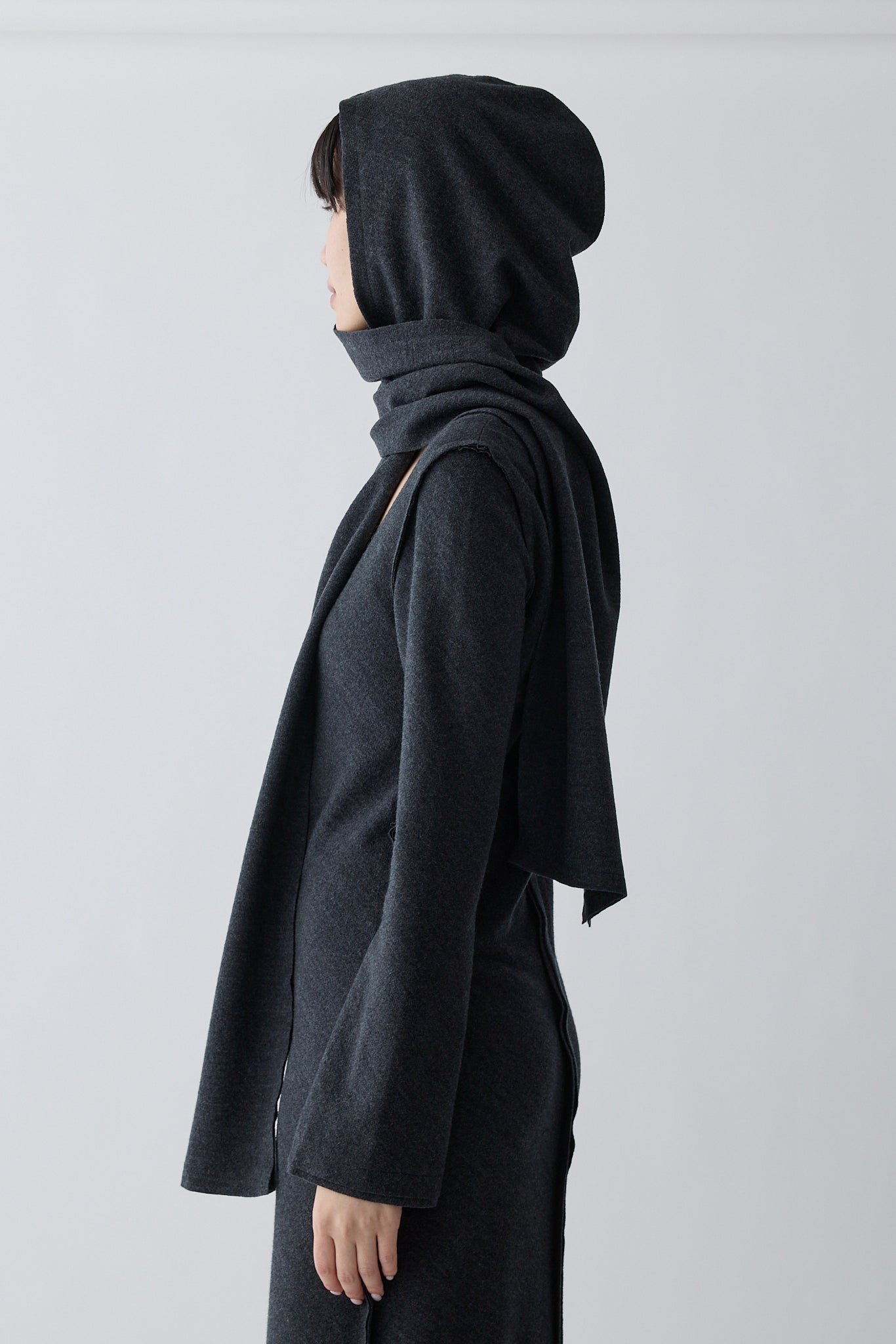 Lupi wool hooded scarf_gray