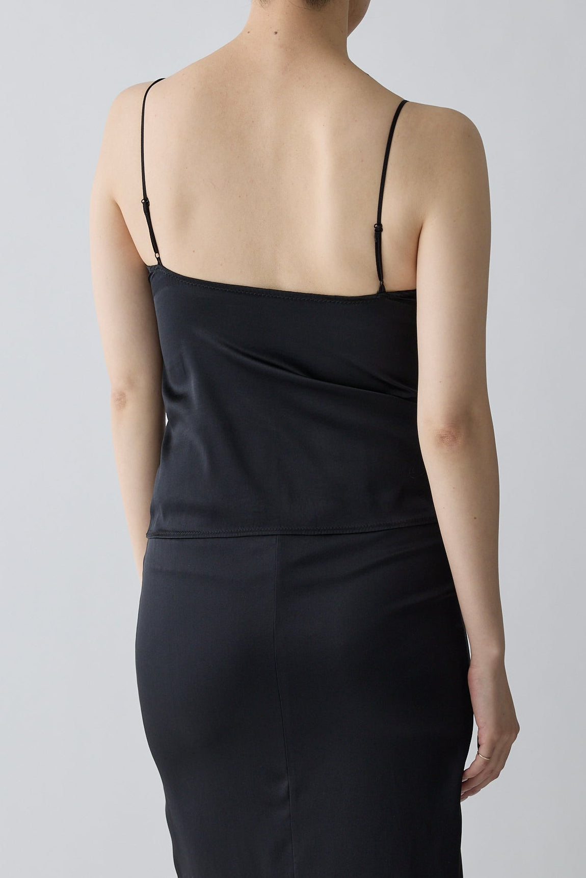 Kaus silk camisole_black