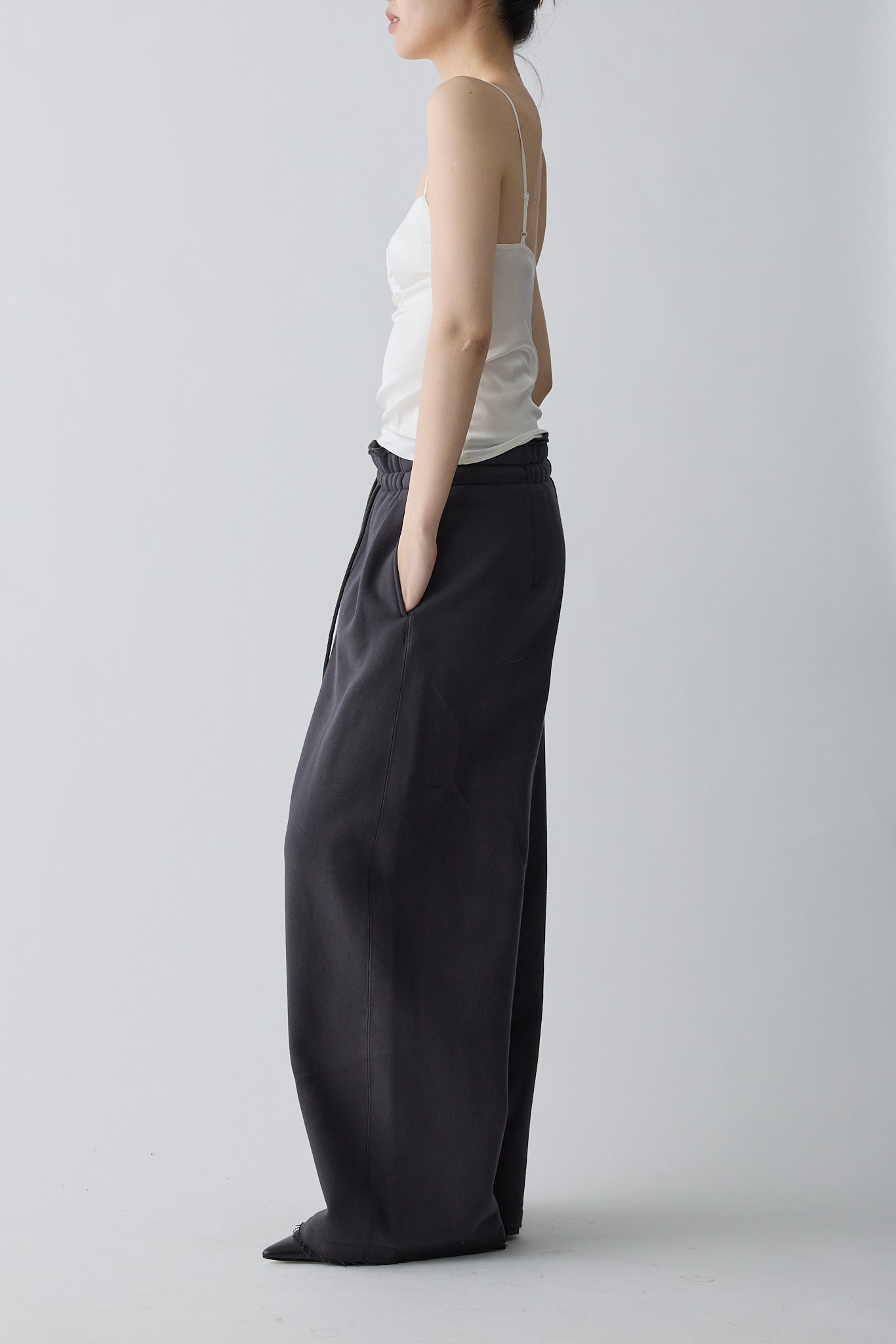 Kaus silk camisole_white