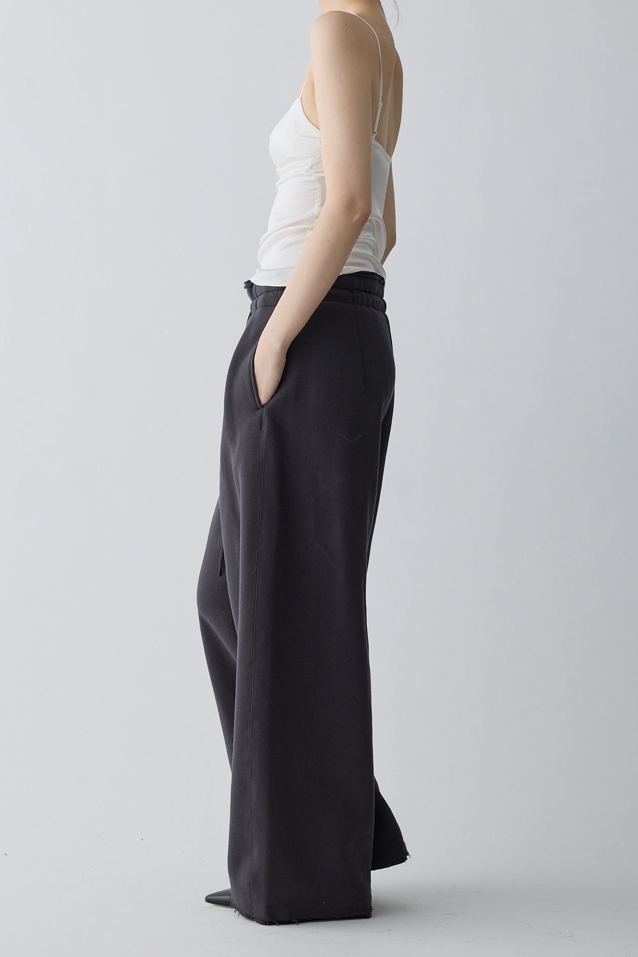 Kaus silk camisole_white