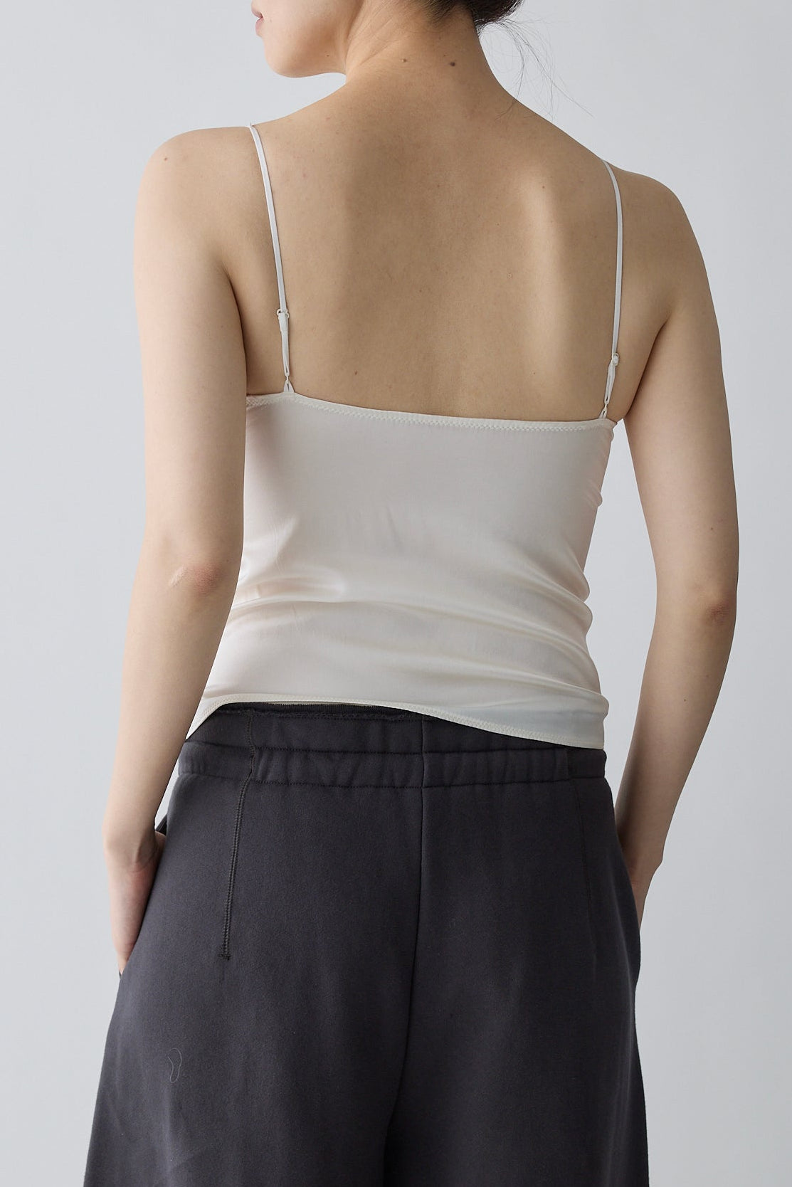 Kaus silk camisole_white