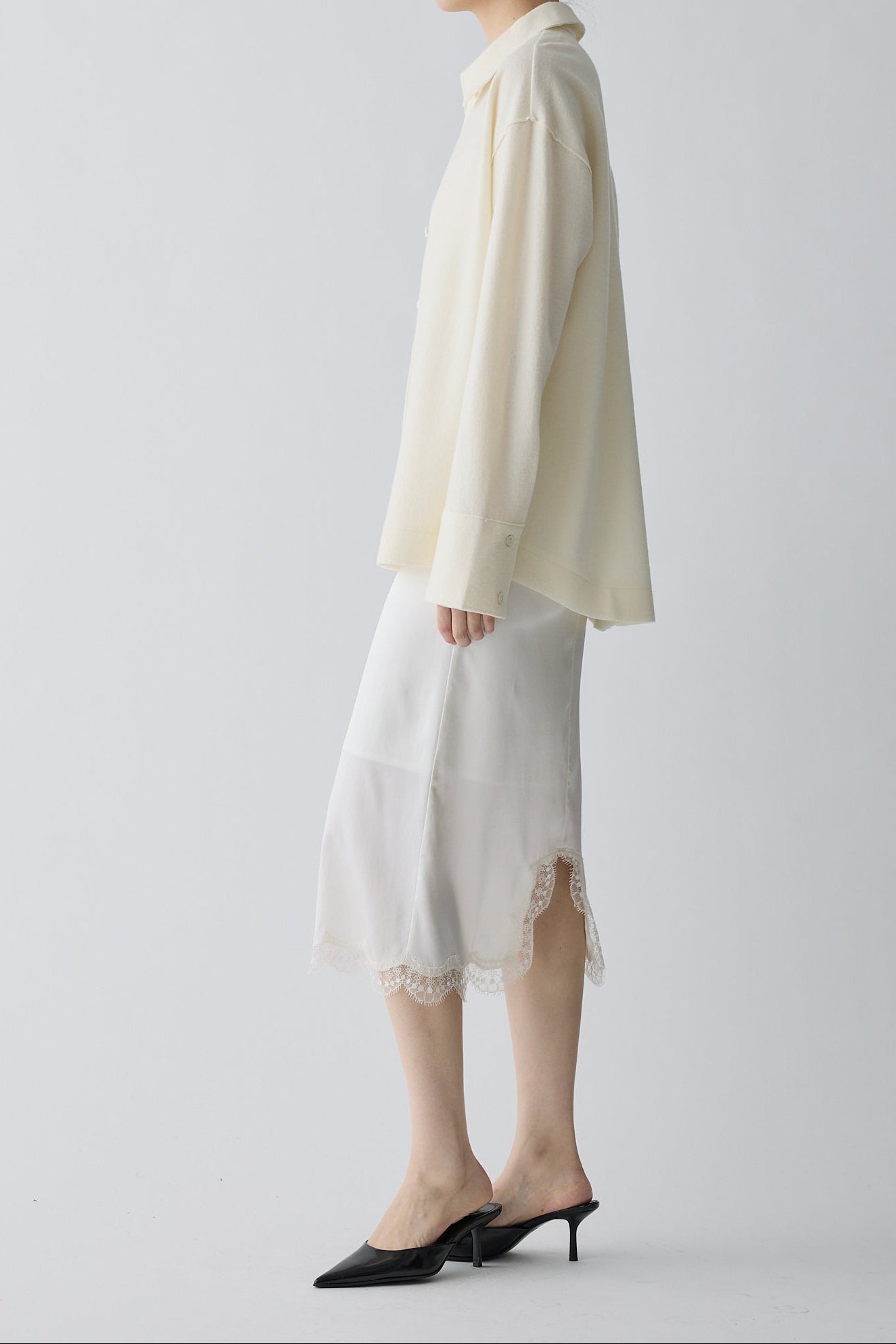 Kaus silk slip skirt_White