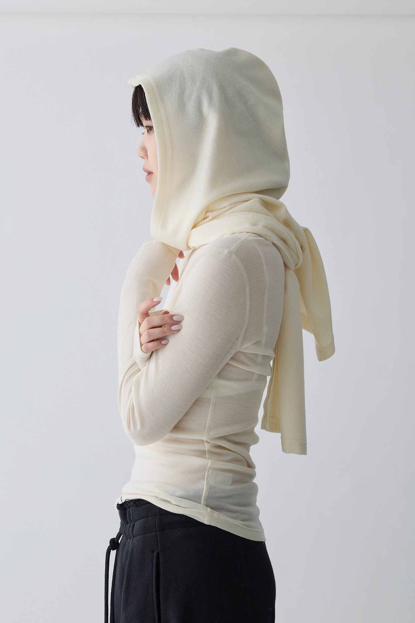 Lupi wool hooded scarf_white