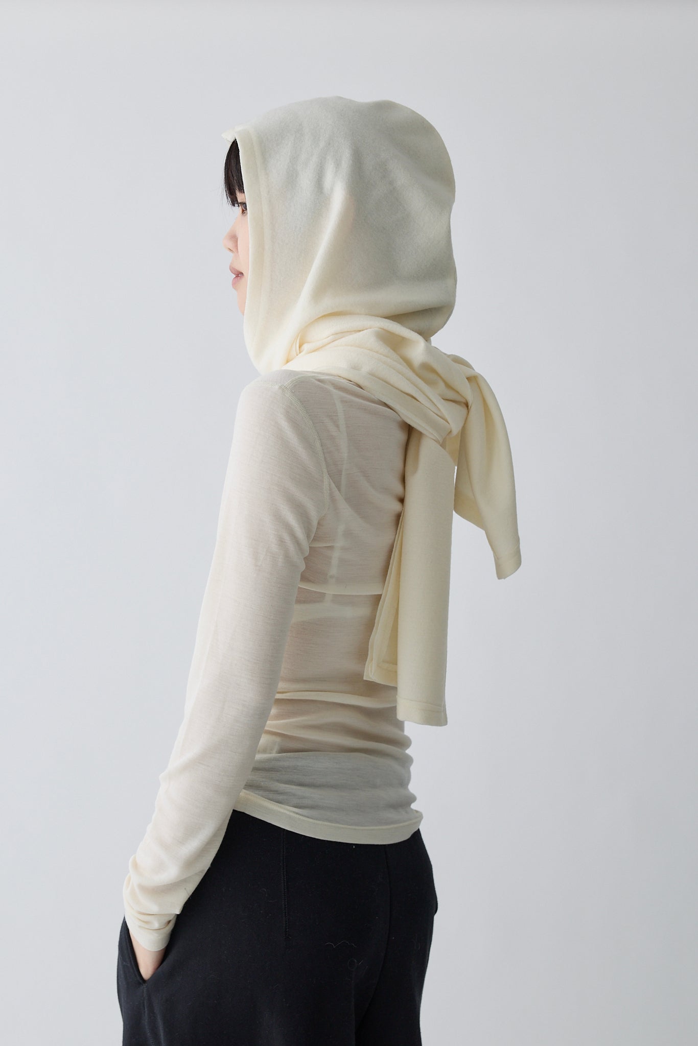 Lupi wool hooded scarf_white