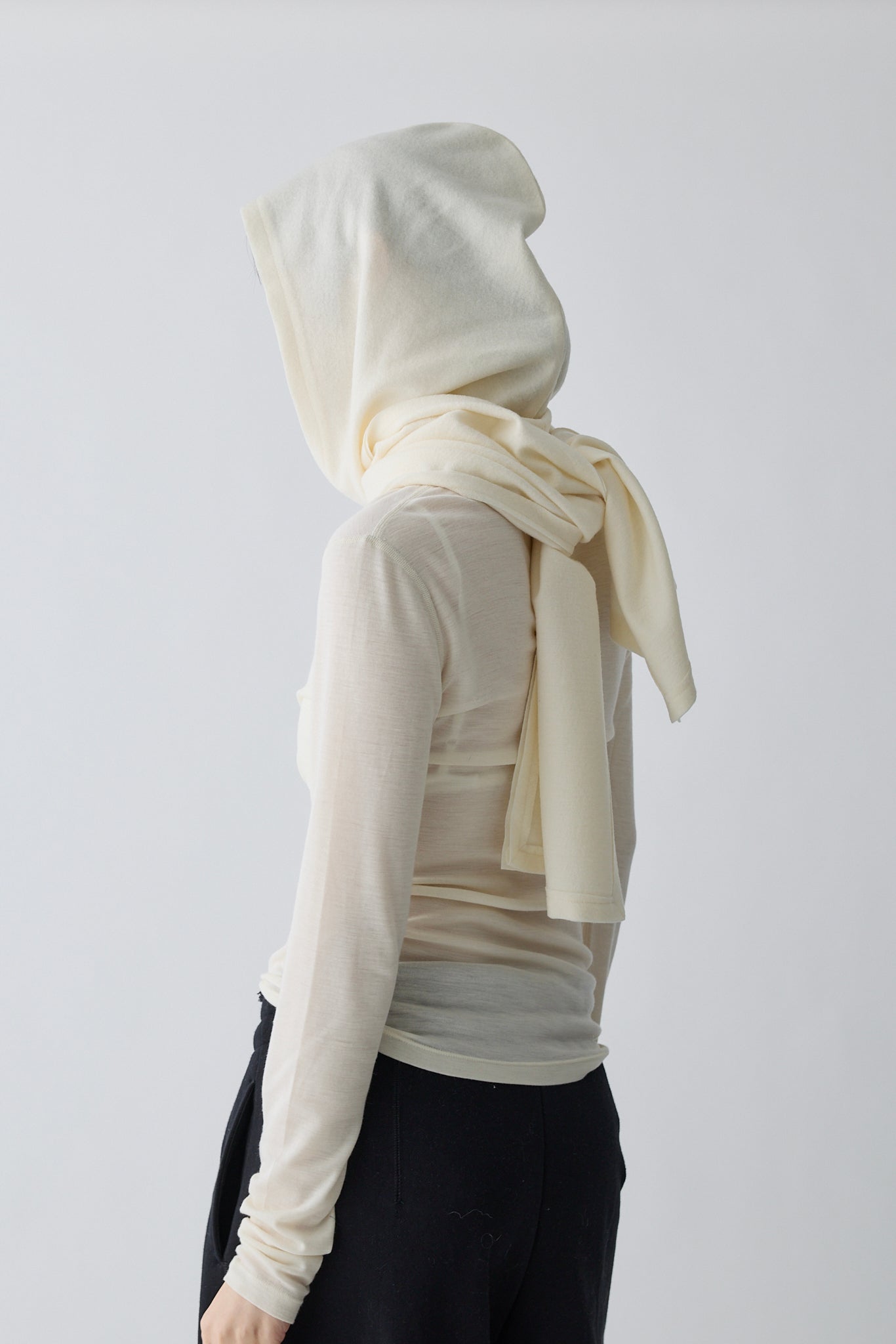 Lupi wool hooded scarf_white