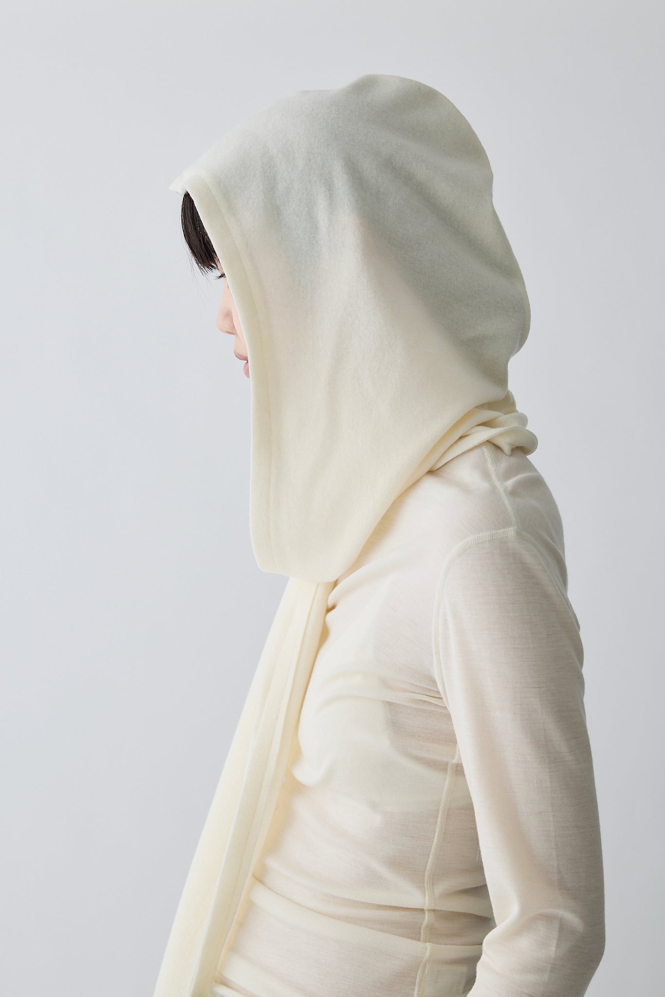 Lupi wool hooded scarf_white