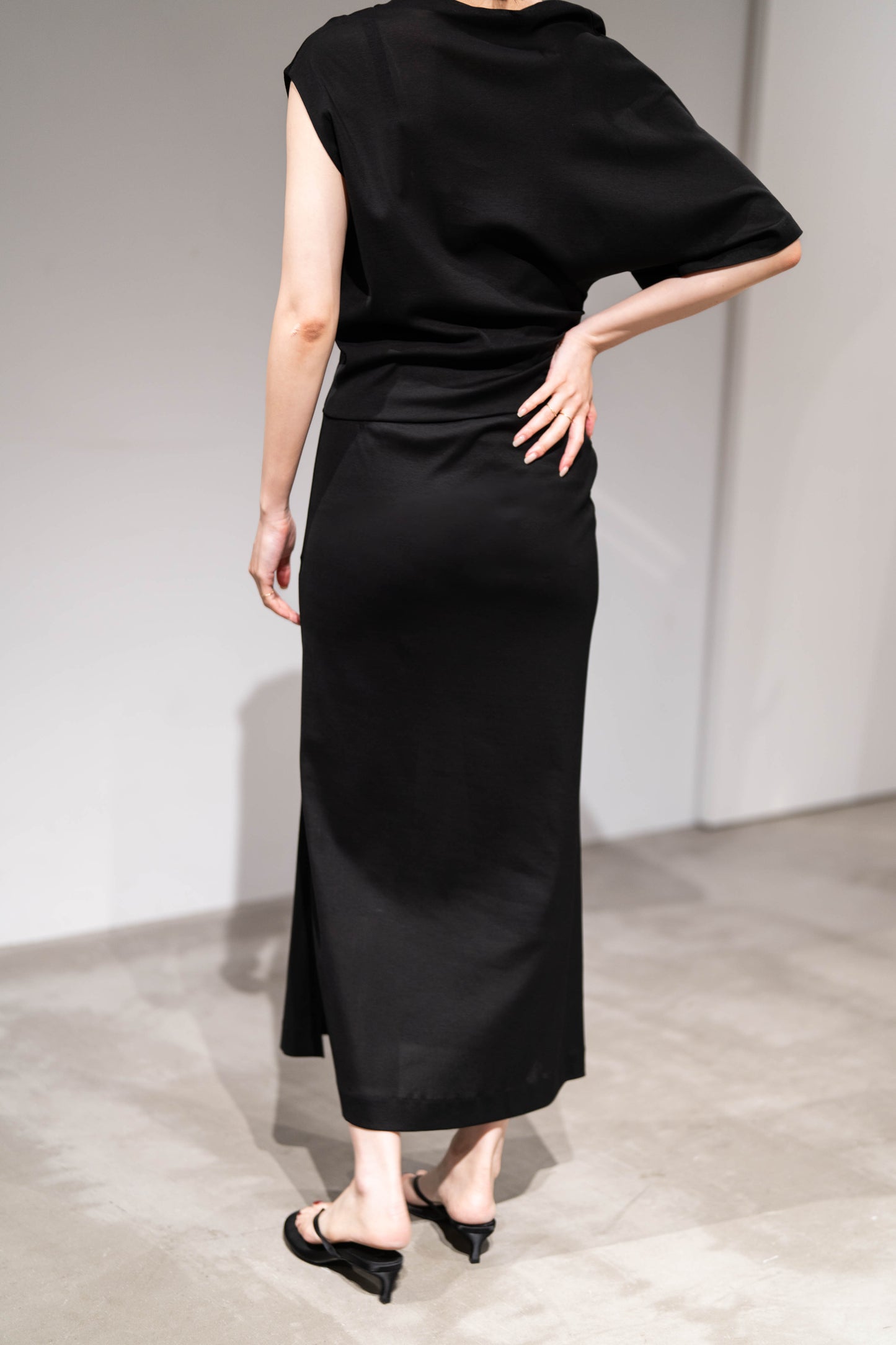 Kiffa Asymmetry Dress_black