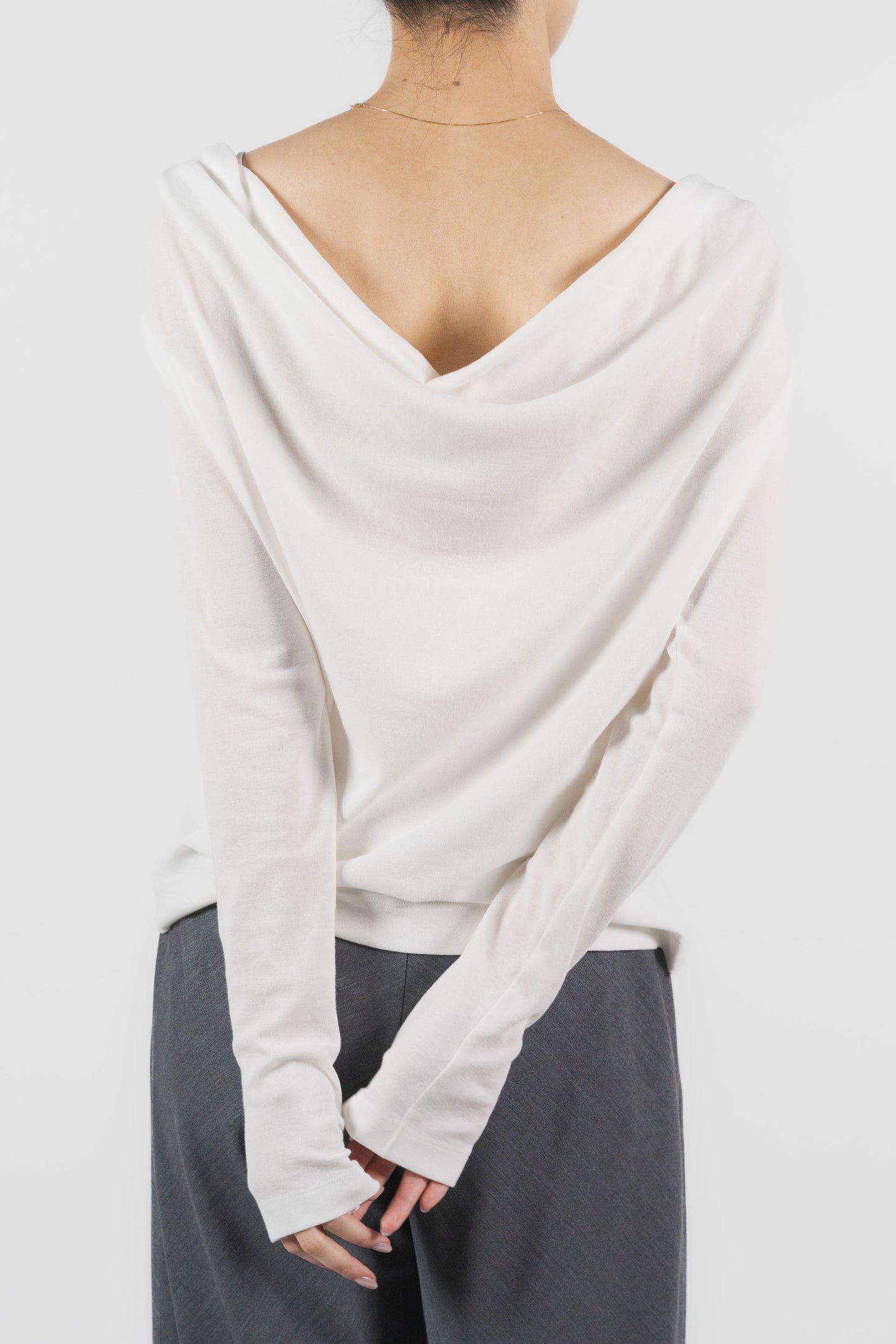 Scheat 2way drape tops_white