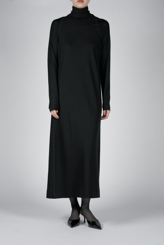 Bootis wool turtleneck dress_Black