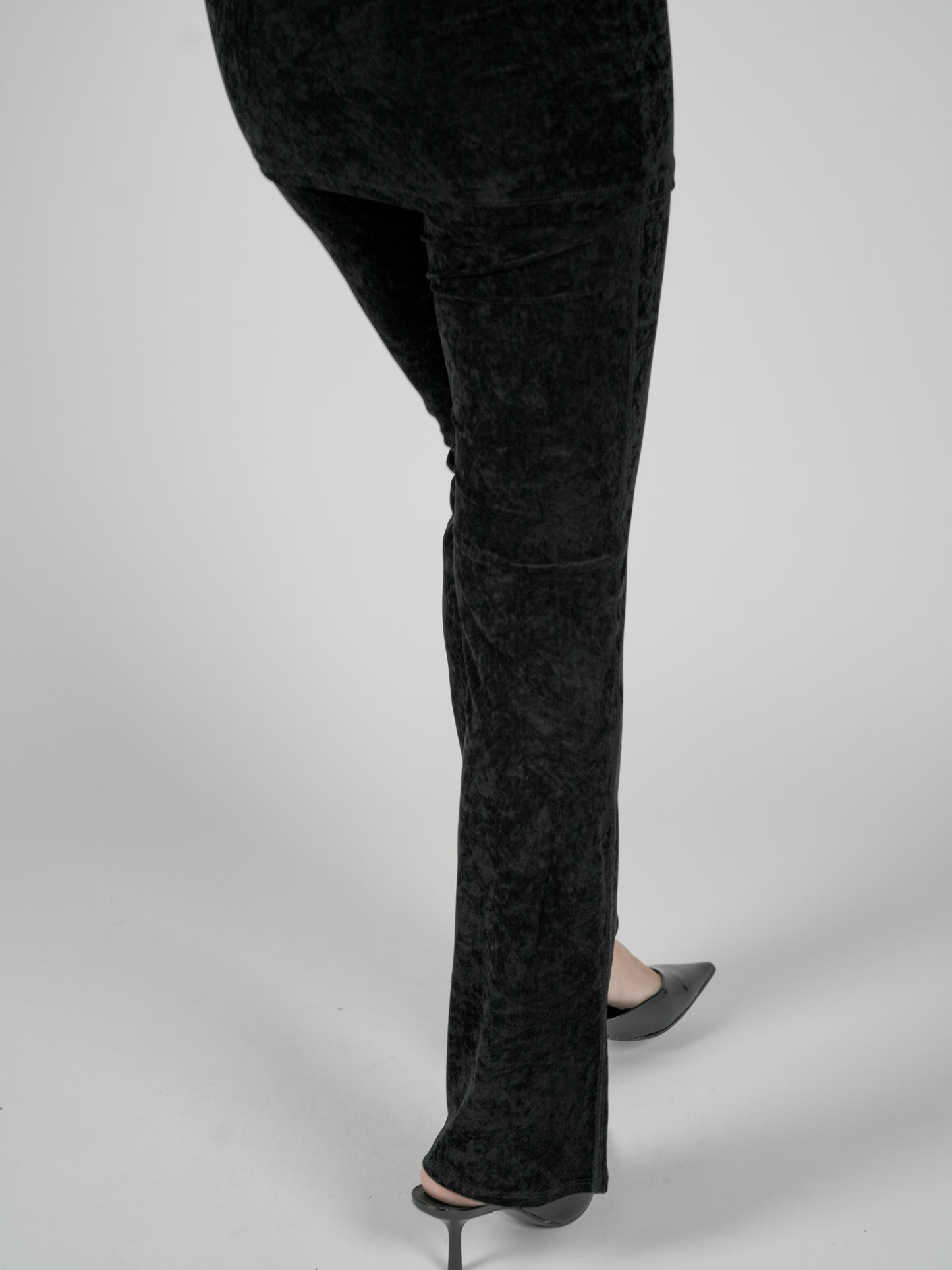 Mirak Velours Semiflare Pants_Black