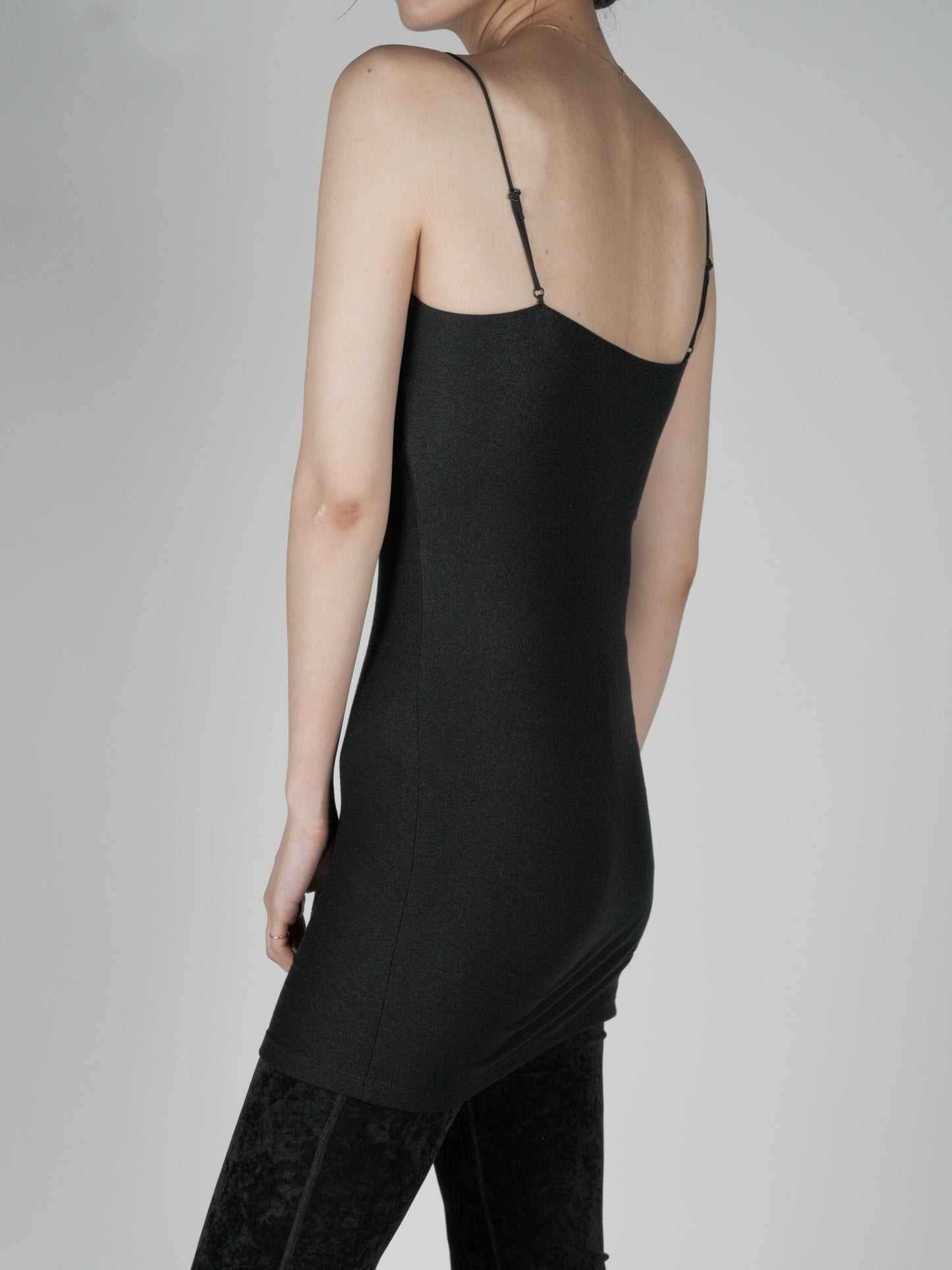 Lesath Inner Long_Black