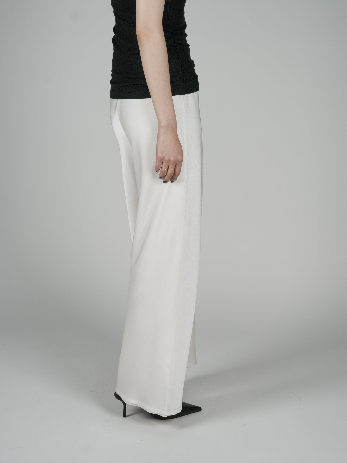 Phekda Pants_White