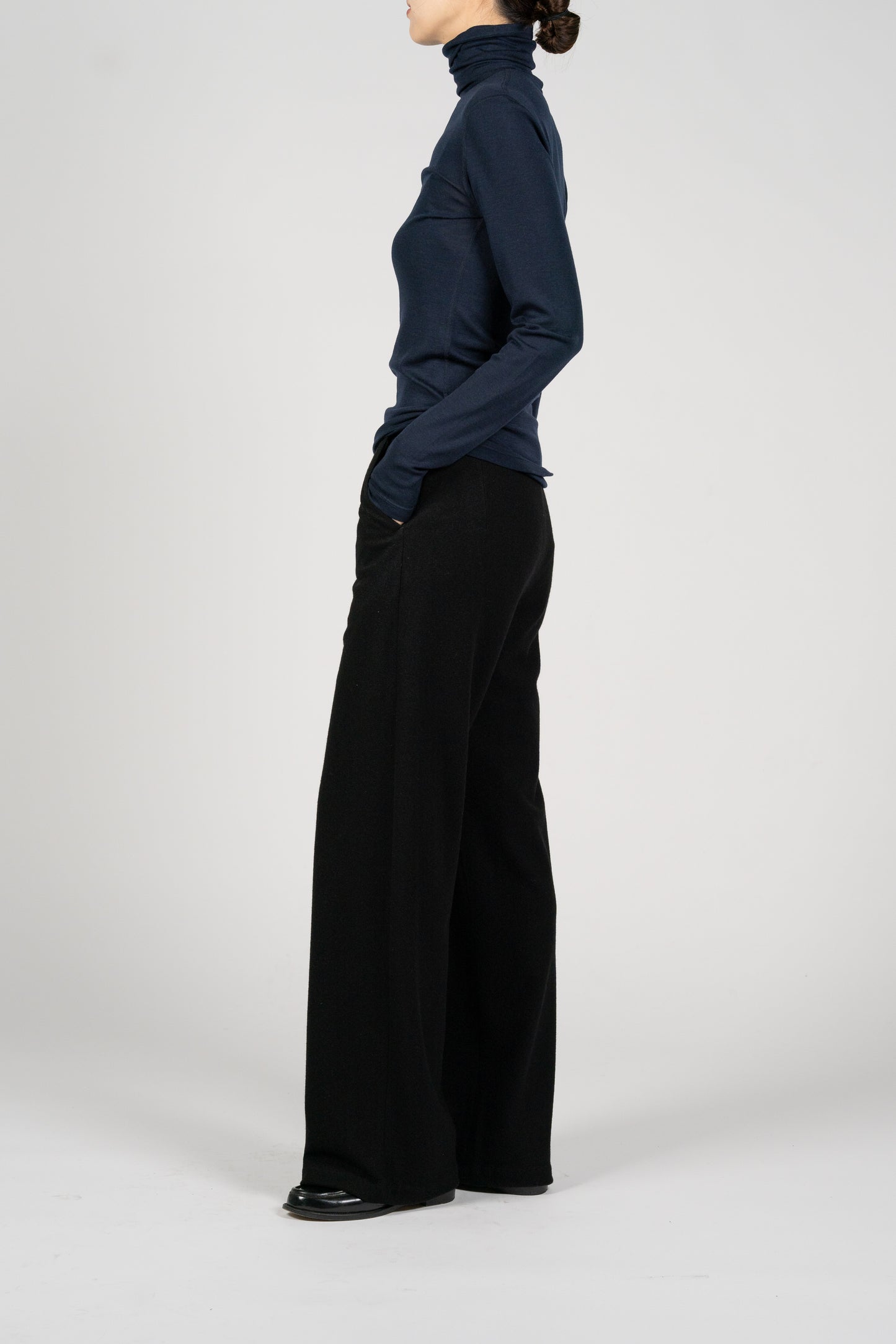 Lupi wool semiflare pants_Black