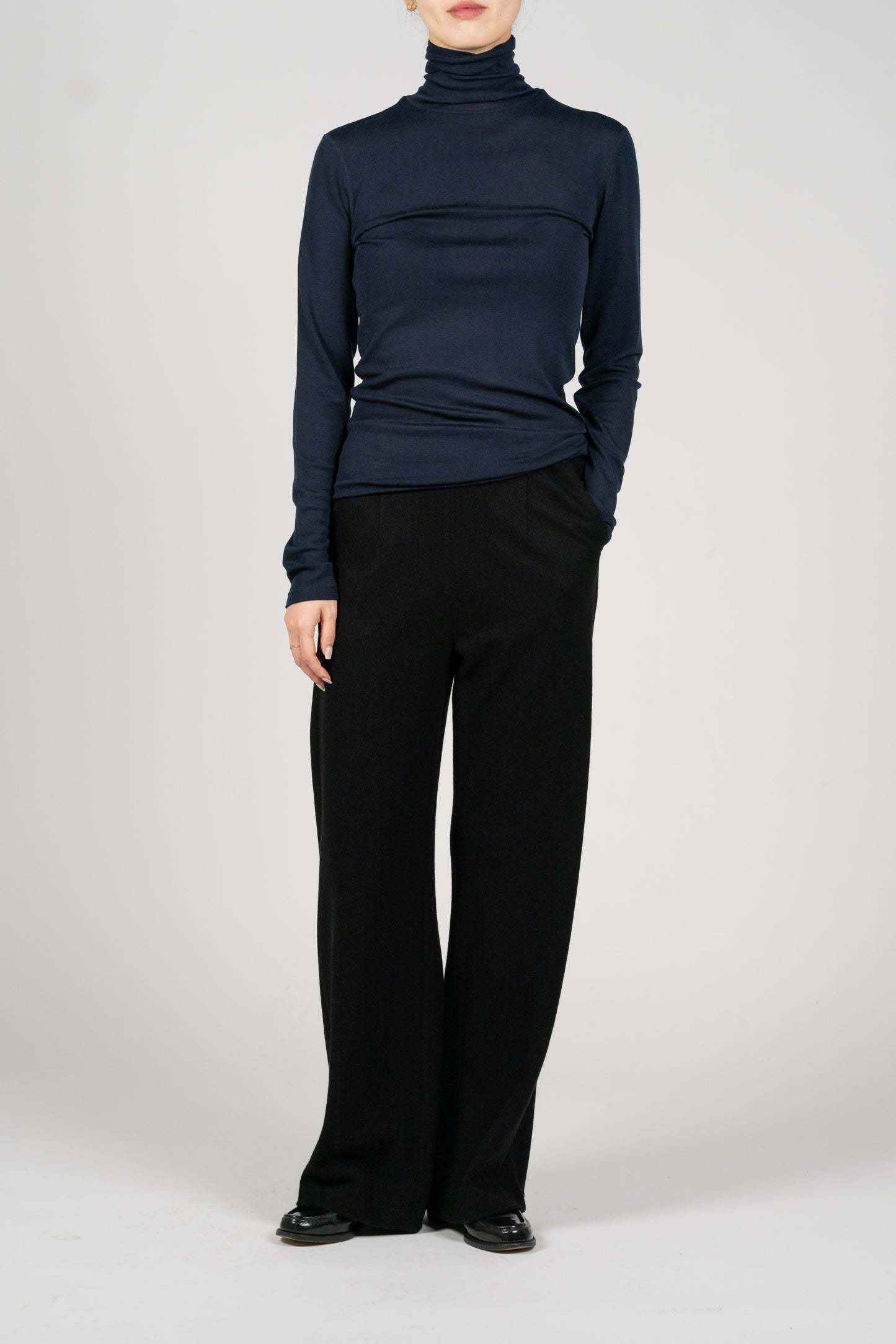 Lupi wool semiflare pants_Black