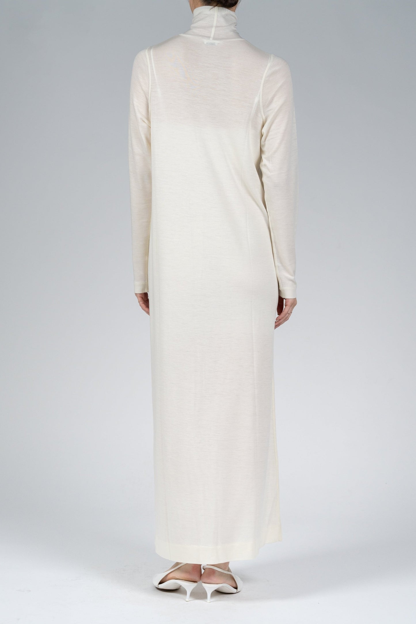 Bootis wool turtleneck dress_white