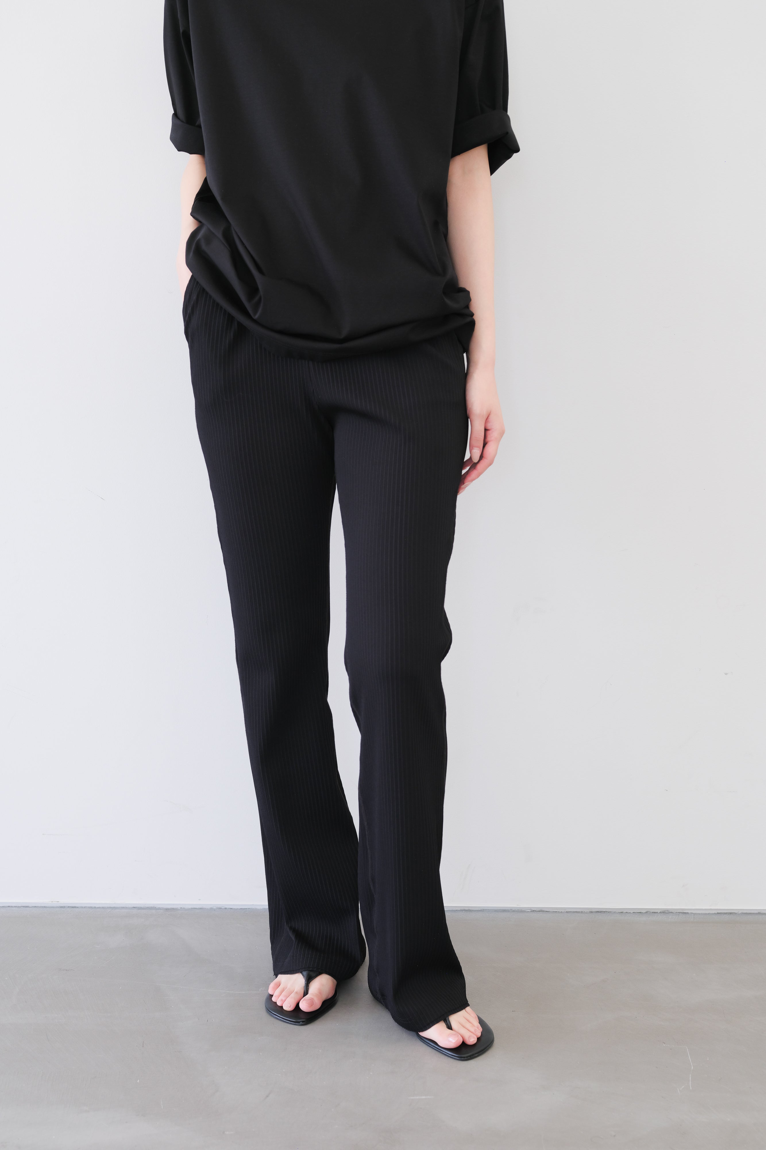 【新品未使用】PHERE Leonis Rib Leggins_Black Leonis Rib pants – PHERE