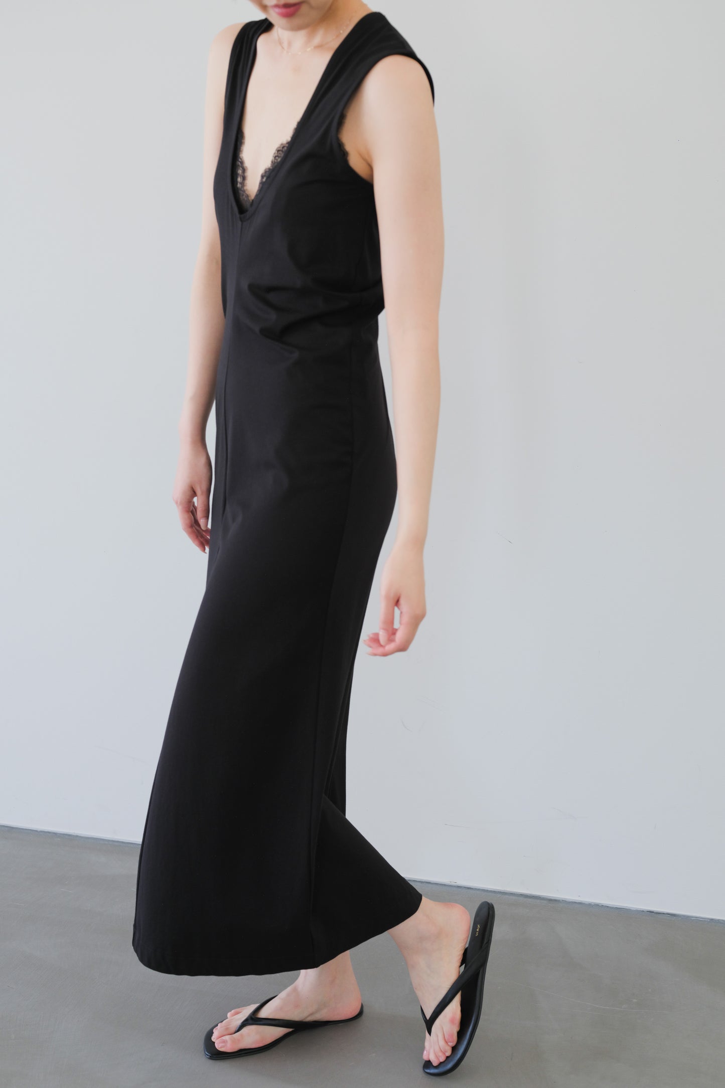 Cursa Scarf Dress_Black