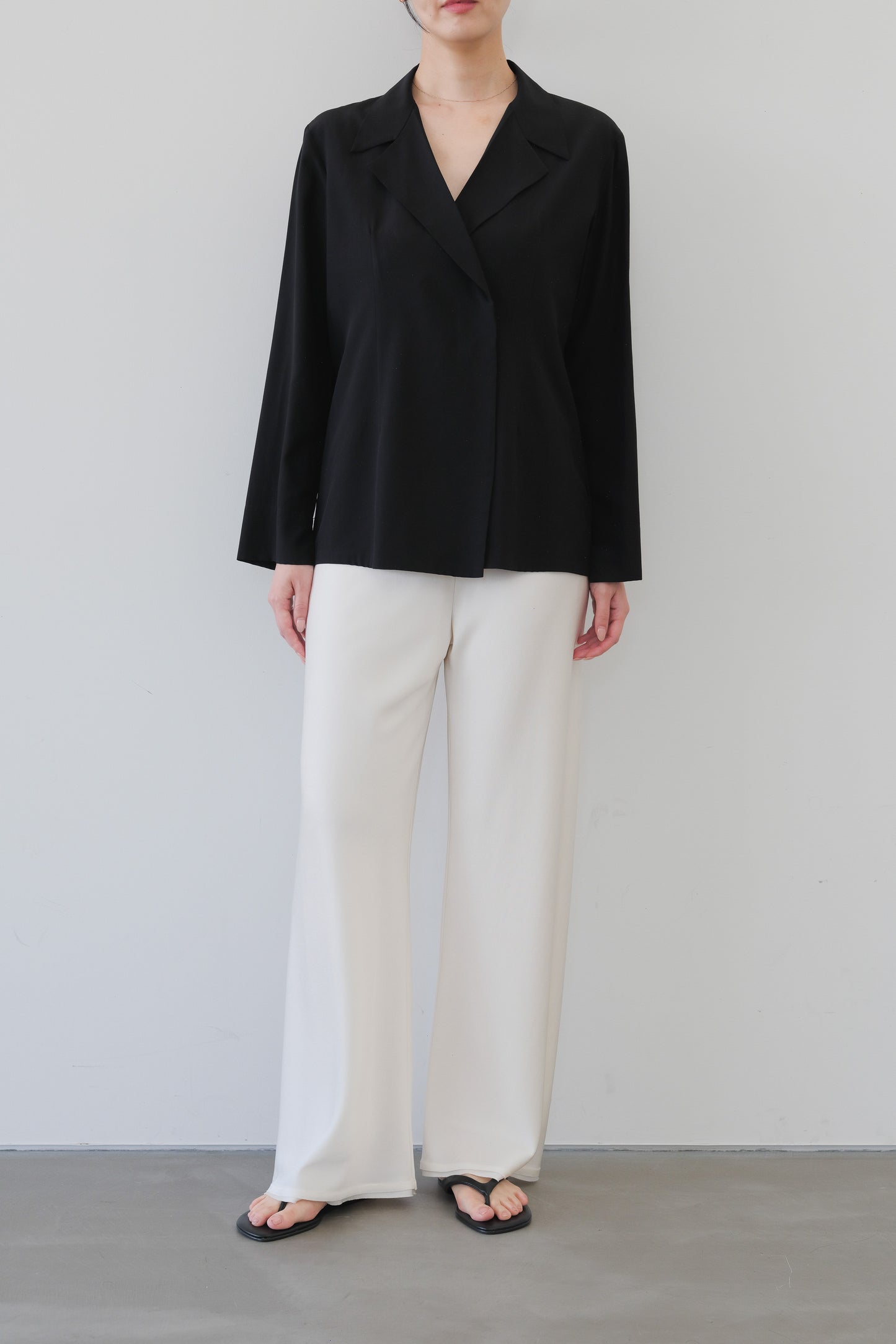 Phekda Pants_white