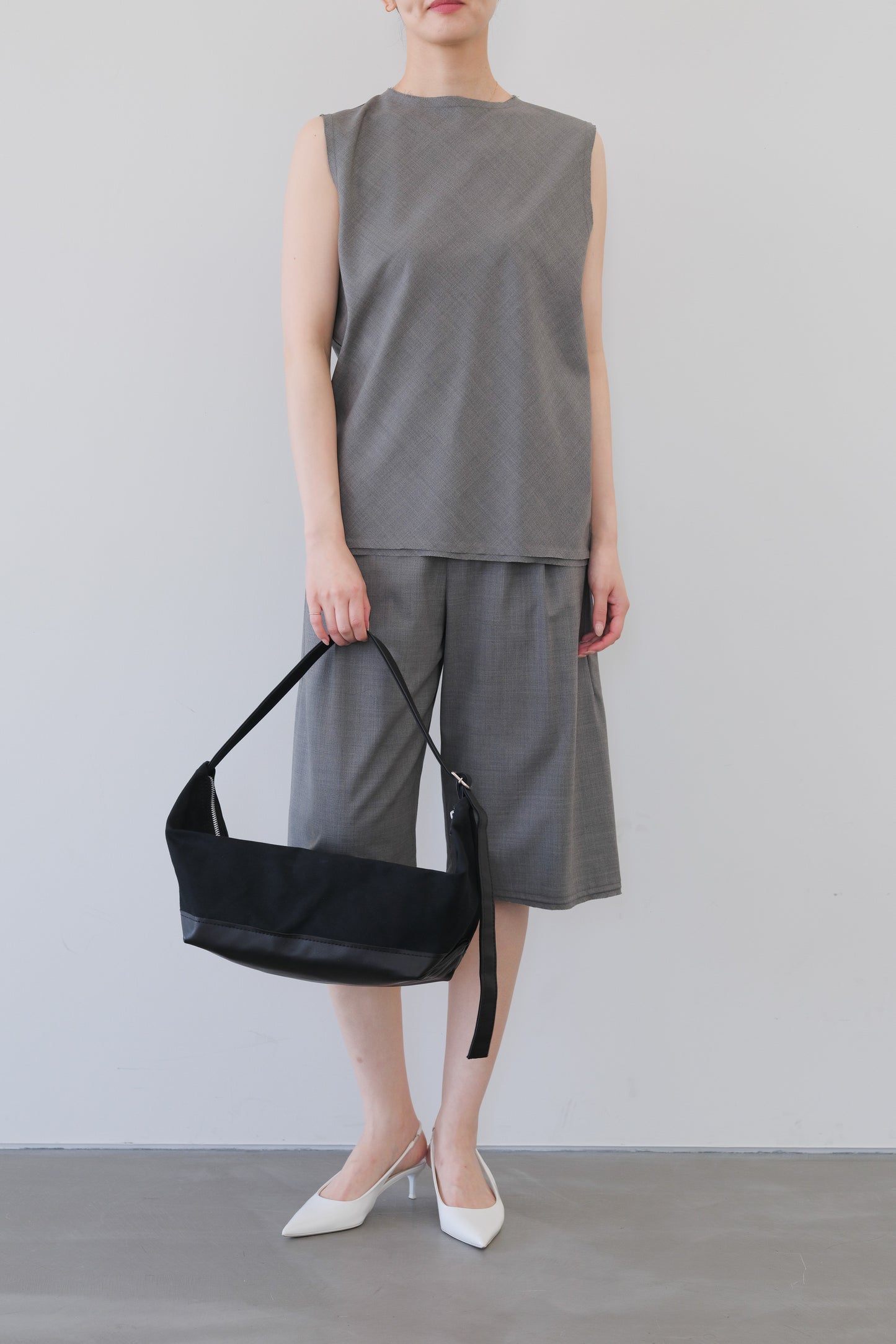 PHERE x TEMBEA BANANA TOTE_Black