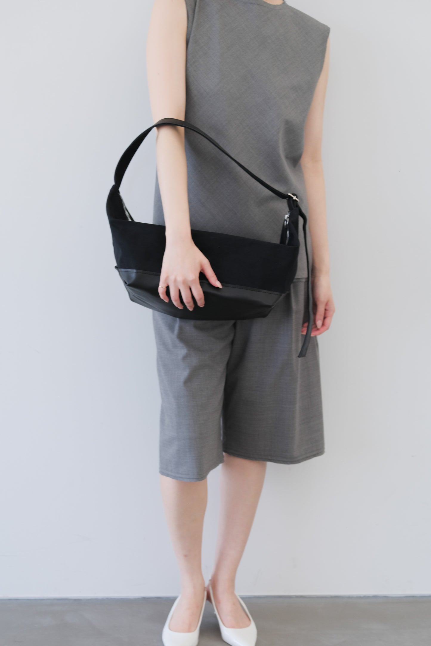 PHERE x TEMBEA BANANA TOTE_Black
