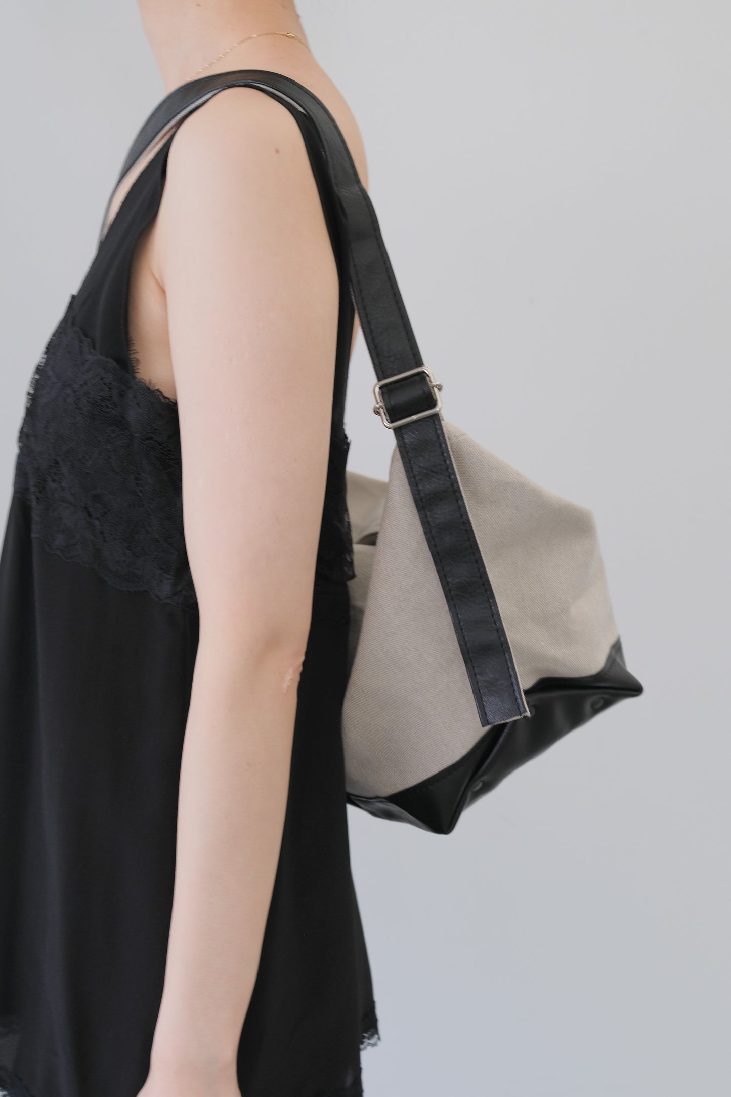 PHERE x TEMBEA BANANA TOTE_Natural