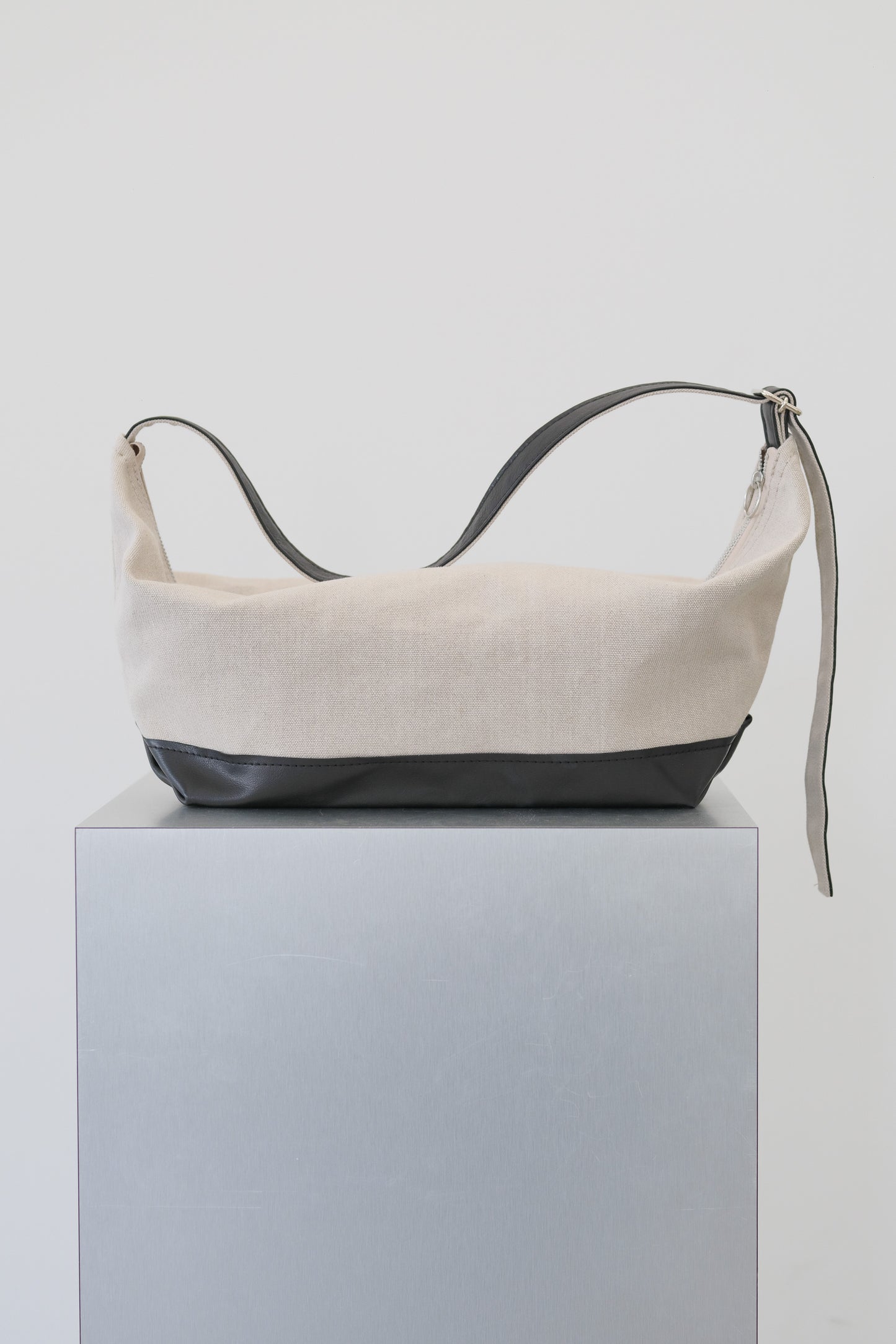 PHERE x TEMBEA BANANA TOTE_Natural