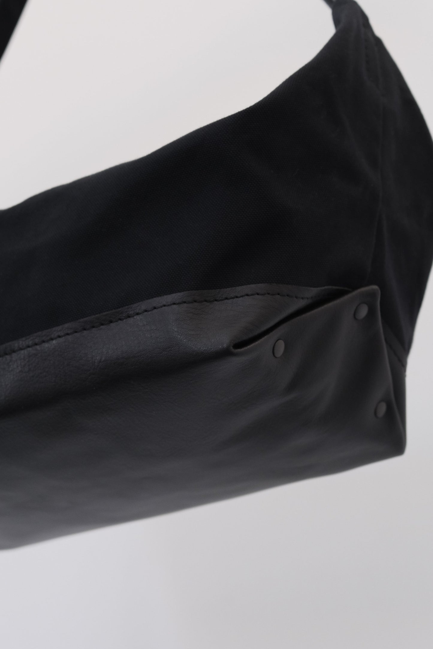 PHERE x TEMBEA BANANA TOTE_Natural