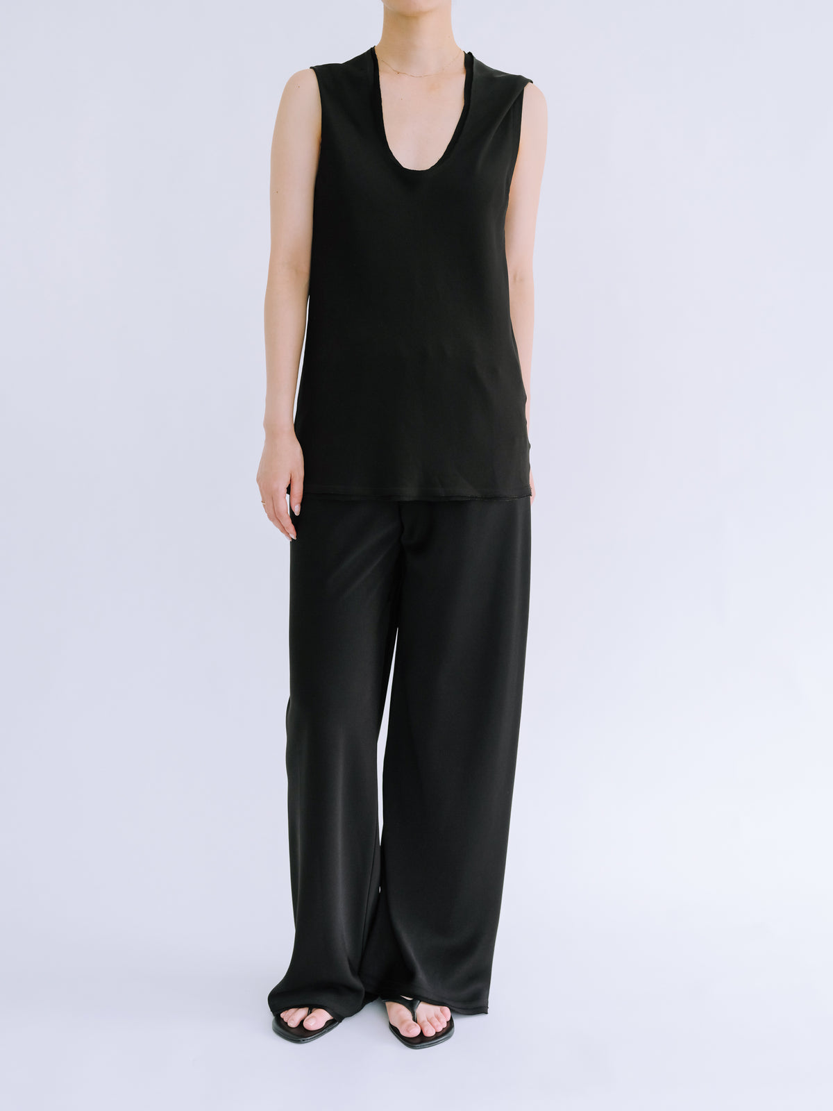Caeli Tops_Black
