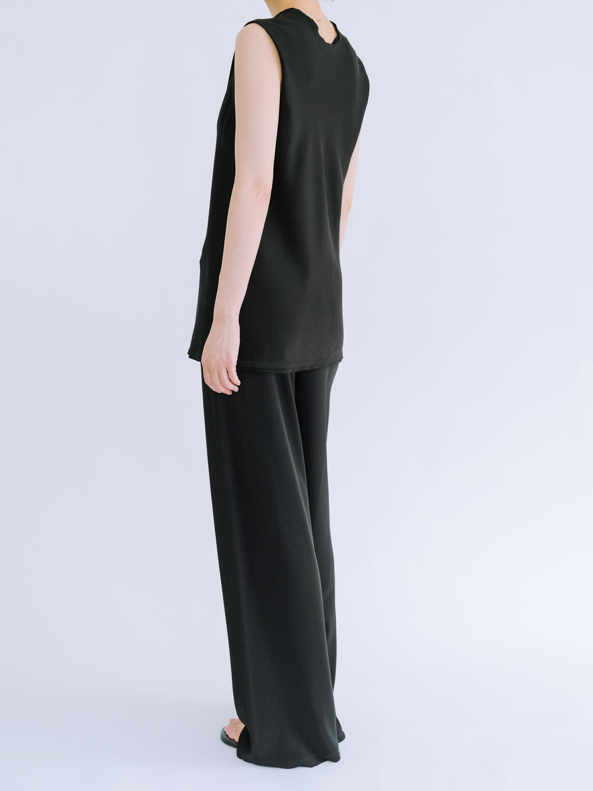 Caeli Tops_Black