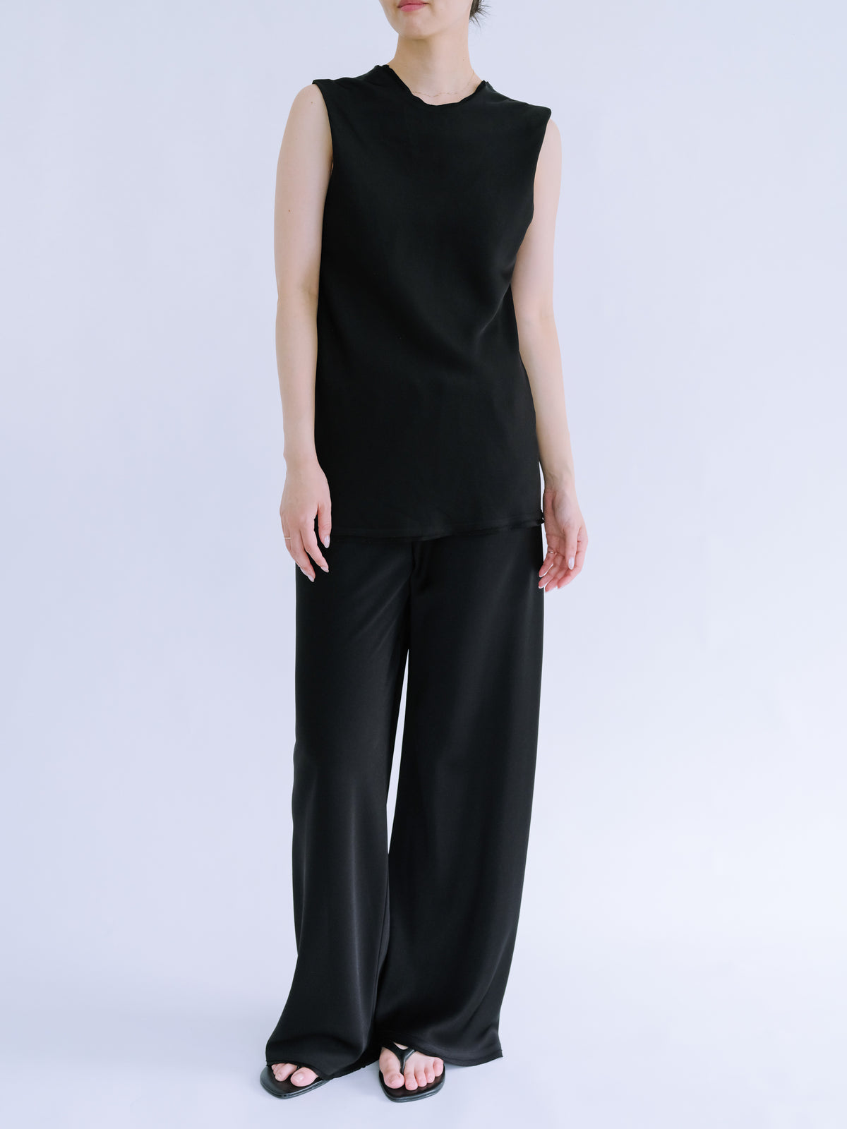 Caeli Tops_Black