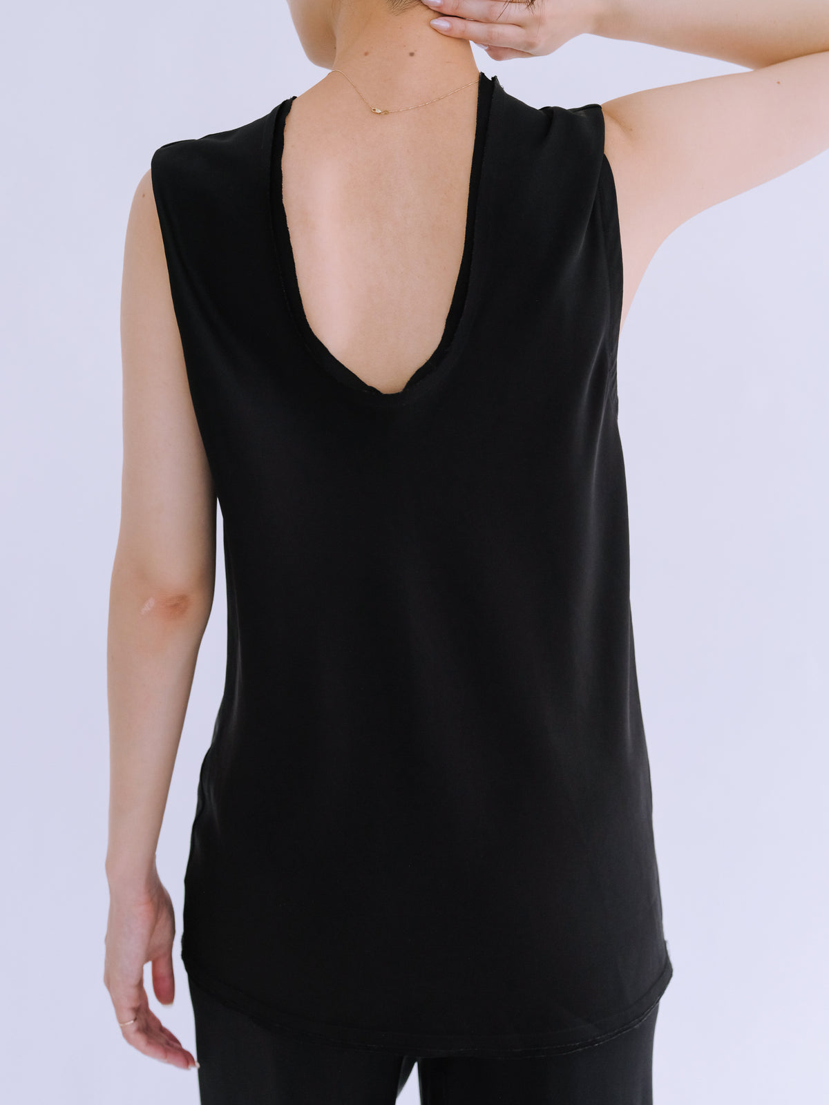 Caeli Tops_Black