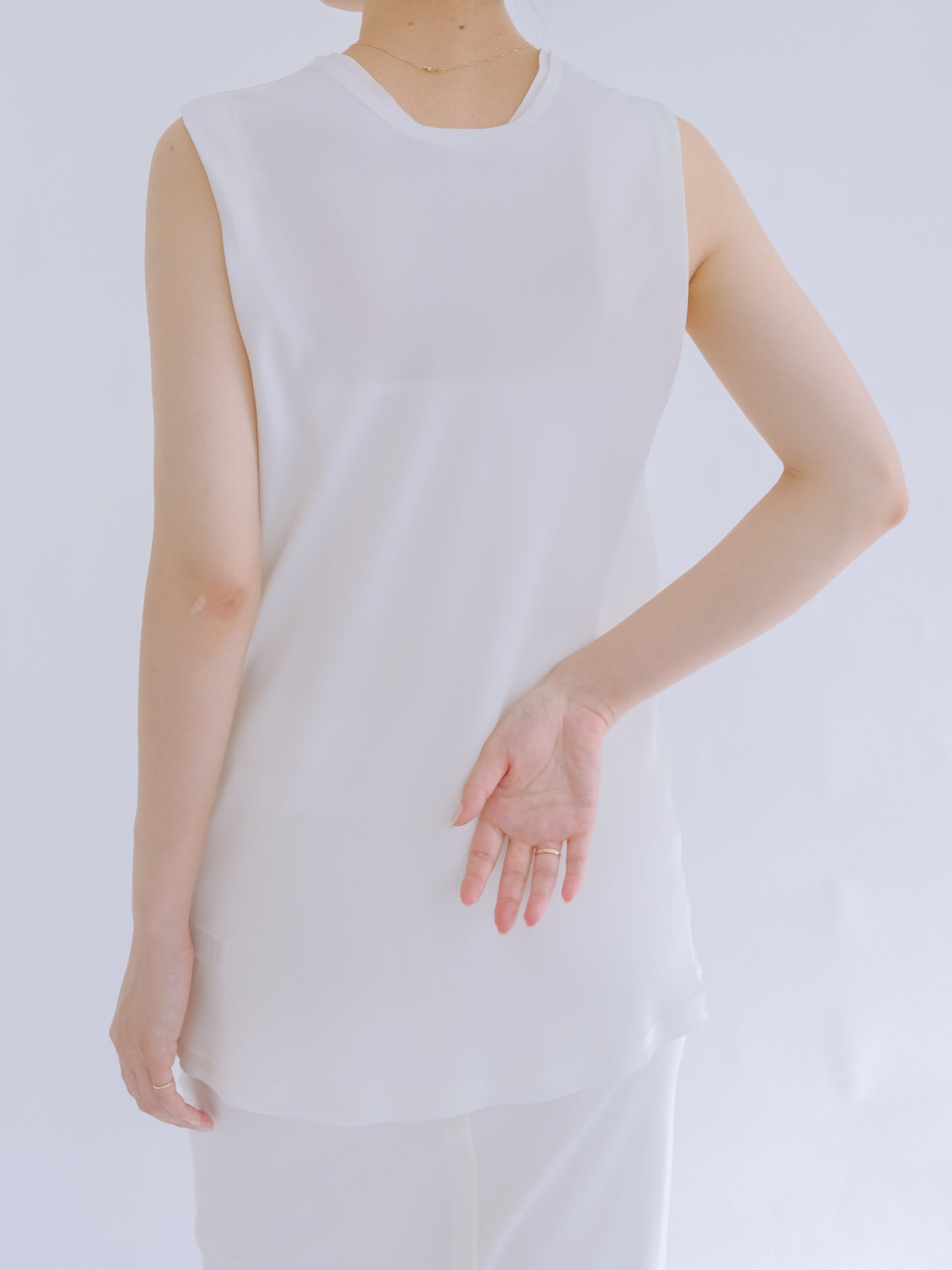 Caeli Tops_White