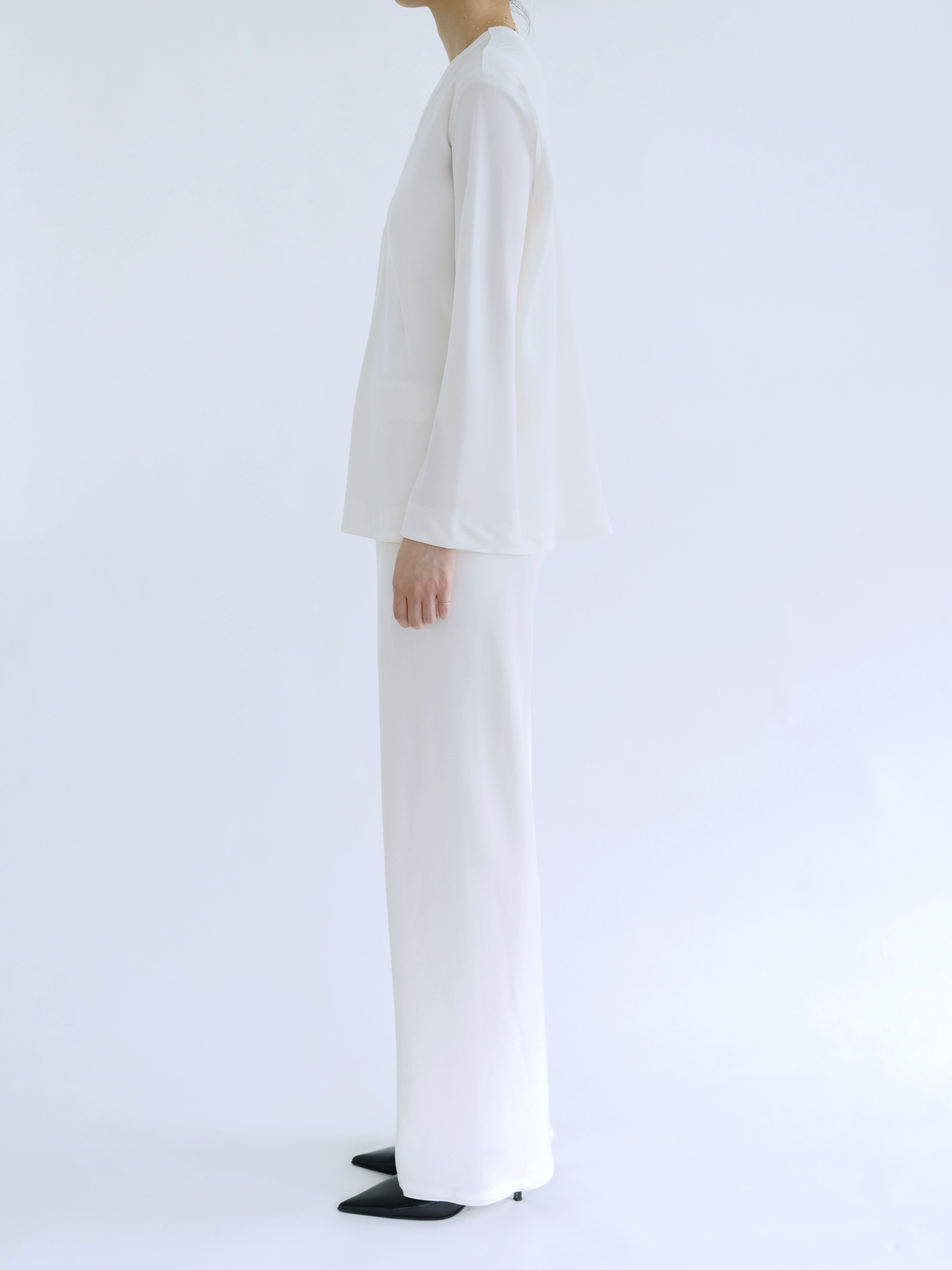 Caeli Reversible Cardigan_White