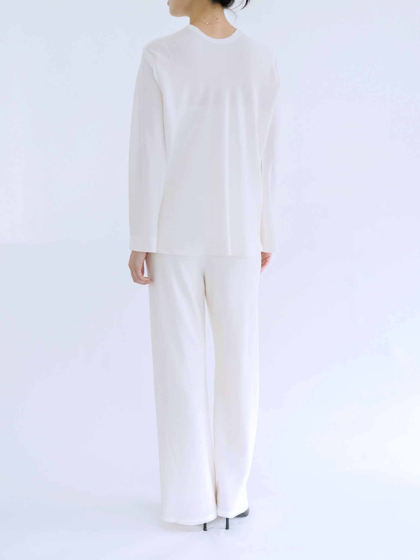 Caeli Reversible Cardigan_White